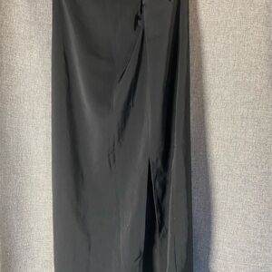 ALOHAS Black Maxi Skirt